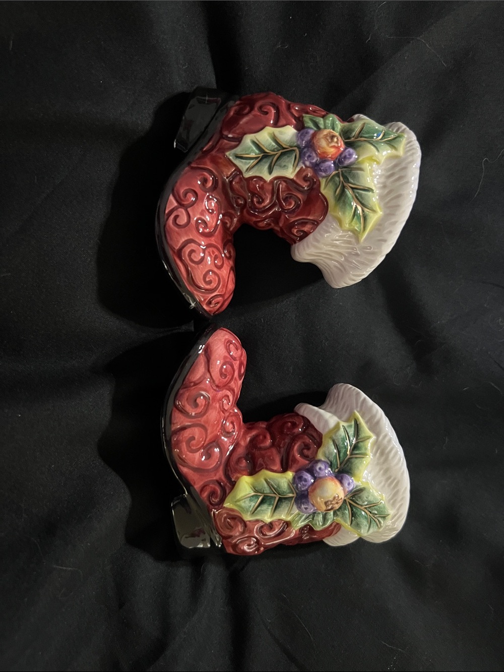 Fitz & Floyd Ceramic Christmas Stocking salt and pepper shakers.